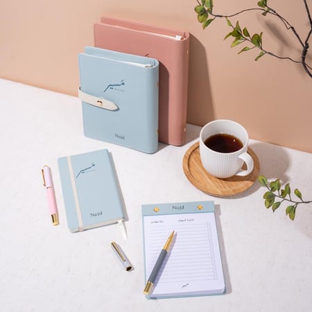 دفتر جلدي كبير - وردي