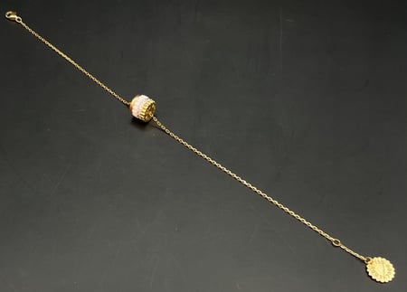 اسوارة عيار 18. الطول 18-19 سم. الوزن 3.60 جرام.