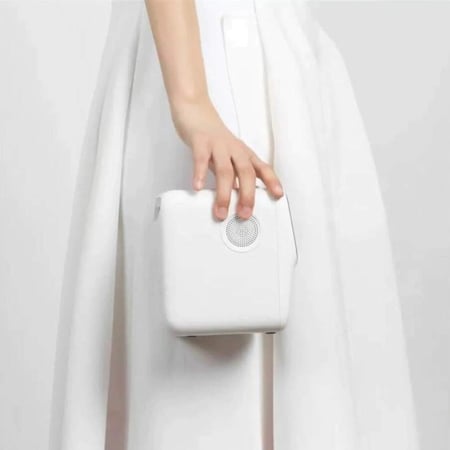 بروجكتر صغير نظام أندرويد 250 لومن بدقة 1080 بكسل ماركة شاومي