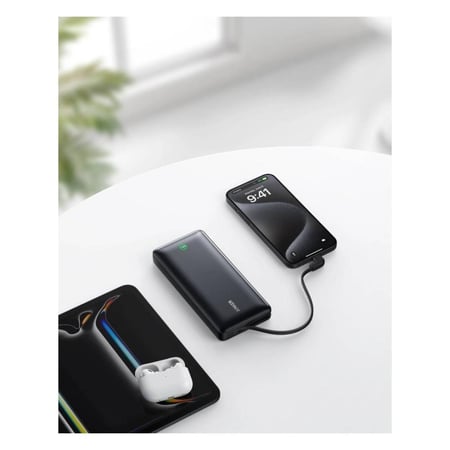 انكر - بطارية نانو بسعة 20,000 ملي امبير بقوة 30 واط بمنفذ تايب سي ومنفذ يو اس بي مع سلك تايب سي - اسود