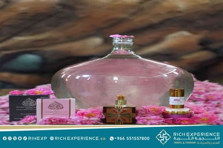 منتجات الورد الطائفي