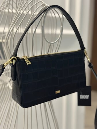 DKNY