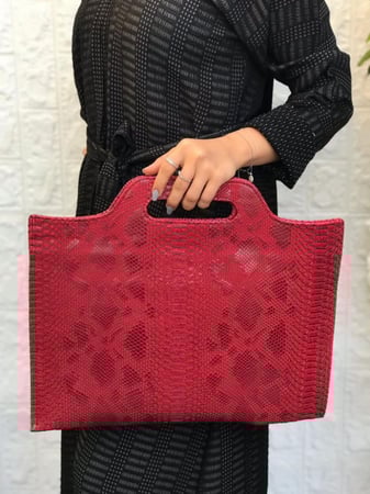 شنطة لاب توب/ عدة الوان