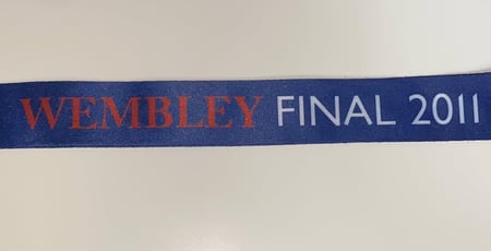 استعد للإحساس بالفخر والانتماء مع ميدالية برشلونة دوري ابطال 2011