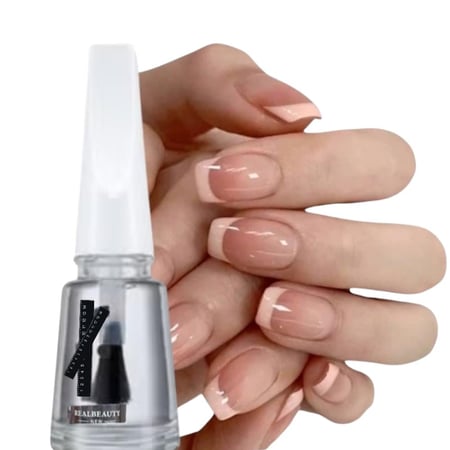 طلاء اظافر شفاف تألقي بطلاء الأظافر الهادئ والأنيق ، يأتي بفرشاة طويله