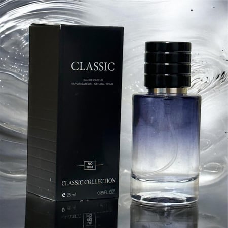 عطر كلاسك عطر رجالي برئرحة فاخرة. 25 مل يساعدك في إضافة لمسات مميزة وفريدة لمظهرك الفاخر حتى لحظاتك الاخيرة من اليوم عطر شرقي فوجري غني للرجال: