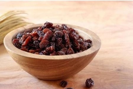 زبيب عنب نصف كيلو