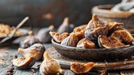 زبيب تين مجفف كيلو