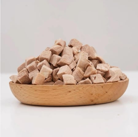 Lionest مكافأة مكعبات البط المجففة بالتجميد 45جم - Lionest freeze dried duck cubes 45g