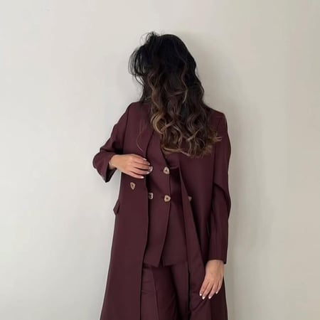 عبايات ملونه