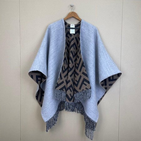 سكارف فندي المقاس 140*150