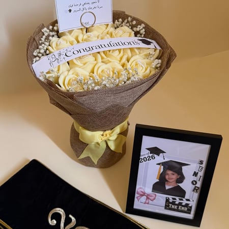Graduation candle bouquet