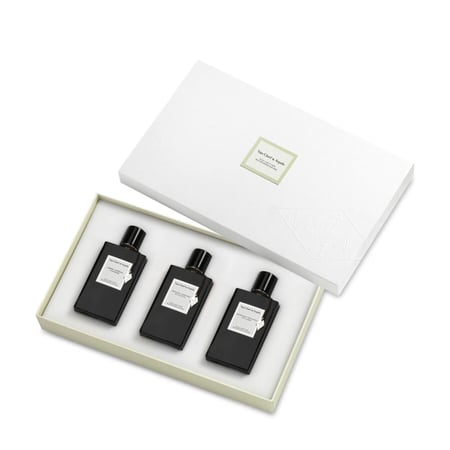 مجموعة فان كليف اند اربيلس كولكشن إكسترا أوردينير مجموعة هدايا - (أمبر إمبريال 45 مل+ أوركيد ليذر 45 مل+ مون لايت باتشولي 45 مل)