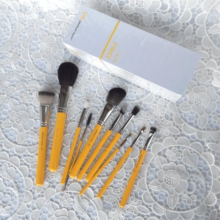 مجموعة فرش اي ام فيرست من بديليوم تولز - 10 فرش