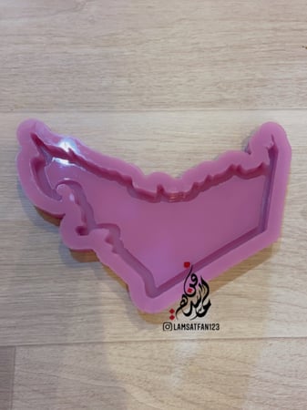 قالب خريطة الإمارات بحواف مرتفعة