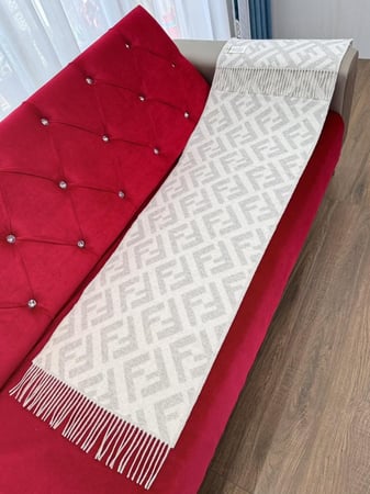FF Scarf