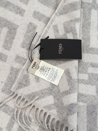 FF Scarf