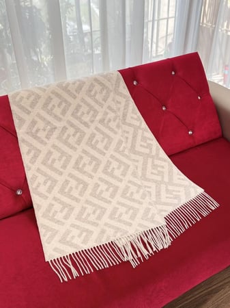 FF Scarf