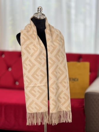 FF Scarf