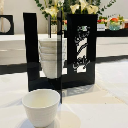 استاند اكريلك حامل الفناجين