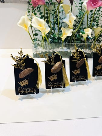 اكريلك توزيعات بتصميم الطفل (12 حبات)