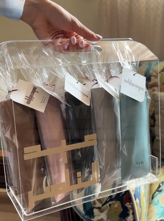 حافظ نظارات جلدي مع نظارة شمسية