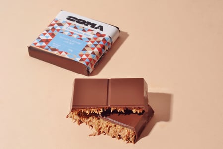 شوكولا كوما بالكنافة والكندر 100غ- هبة دبي