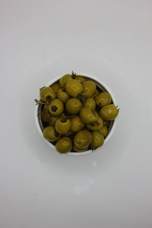 زيتون أخضر محشي زعتر