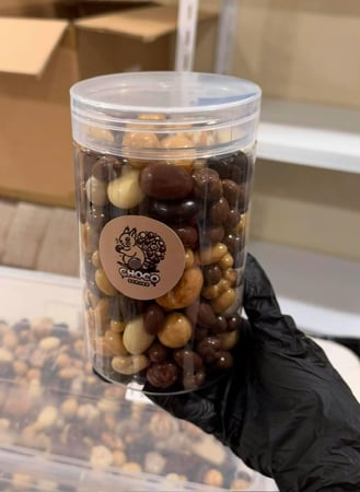 دراجيه من مكسرات فاخرة بالشوكلاتة البلجيكية