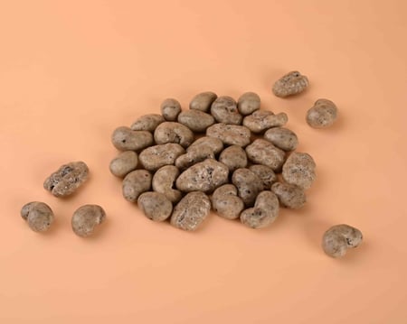 دراجيه من مكسرات فاخرة بالشوكلاتة البلجيكية