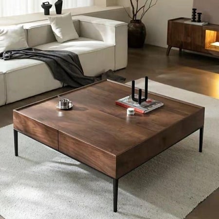 طاولة خشب مربعة