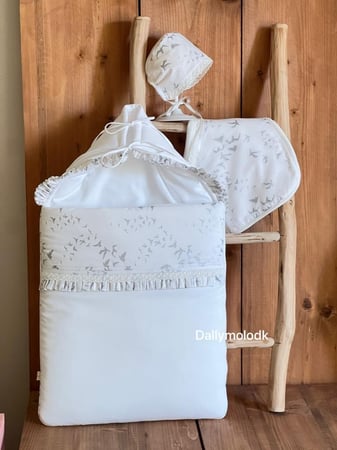 مدس العصافير مع اللفه والقبعه