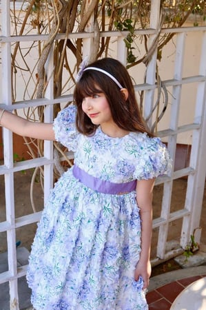 فستان مورد من 1 الى 8 سنوات بدون الملحقات