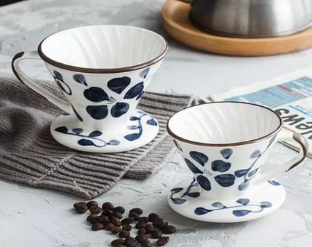 قمع V60 خزف رسم يدوي متعدد الاحجام والالوان