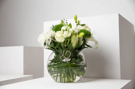 مزهرية نقاء الكون