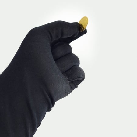 جنيه الذهب مع حلقة شكل سعودي عيار 22 وزن 2.5 جرام