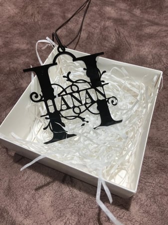 تعليقه مزخرفه