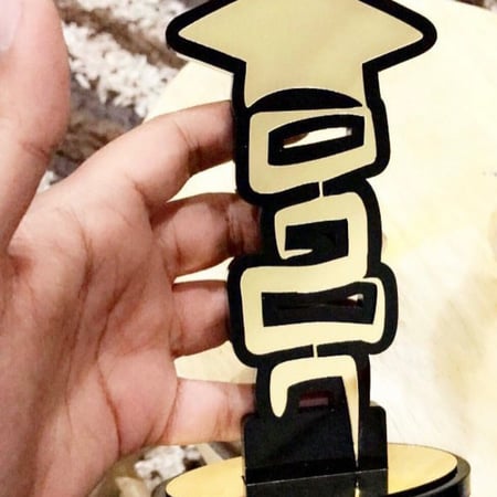 درع تخرج بدون تاريخ