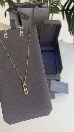 طقم ميسكيا سلسال وحلق ذهبي
