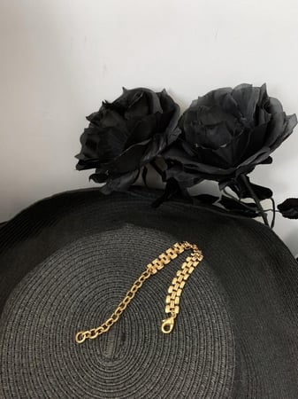 اسوره ذهبيه خفيفه