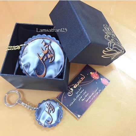 ميدالية وتعليقة سيارة