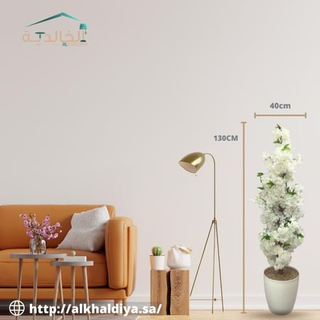 شجرة ورد ربيع مع قاعدة بلاستيك الارتفاع 130 سم