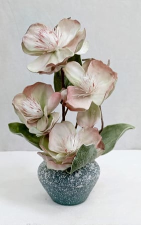 مركن ورد  الارتفاع 33 سم العرض 16 سم