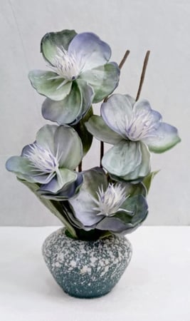 مركن ورد  الارتفاع 33 سم العرض 16 سم