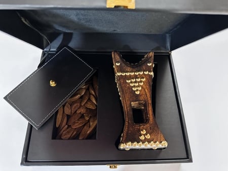 بوكس إهداء مع مبخره