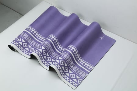 بساط تمرين روضة خريم - لون الخزامى بملمس مخملي فاخر "سميك"