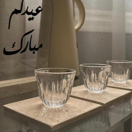 ستاند أكواب