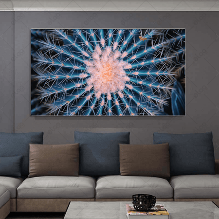 لوحة منظر طبيعي مكبر لنبتة الصبار باللون الازرق والوردي