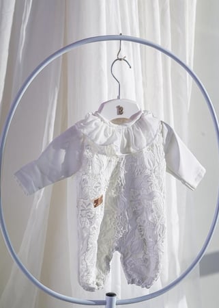 Unique dantela package