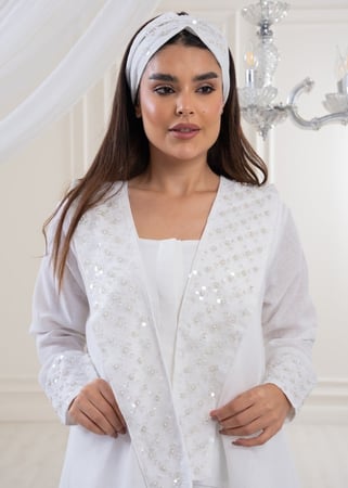 روب ملكي قطعتين بتصميم عصري وفريد